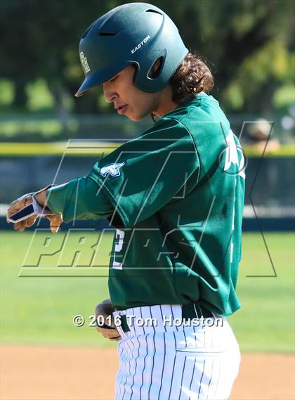 Thumbnail 3 in South Hills vs Glendora photogallery.