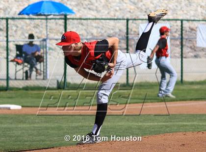 Thumbnail 2 in South Hills vs Glendora photogallery.
