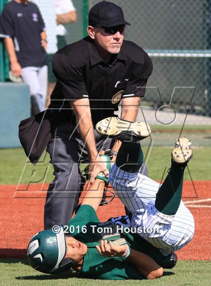 Thumbnail 3 in South Hills vs Glendora photogallery.