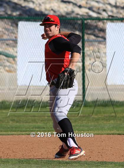 Thumbnail 2 in South Hills vs Glendora photogallery.