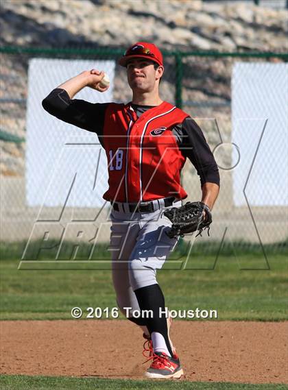 Thumbnail 2 in South Hills vs Glendora photogallery.