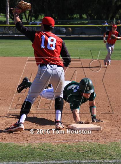 Thumbnail 2 in South Hills vs Glendora photogallery.