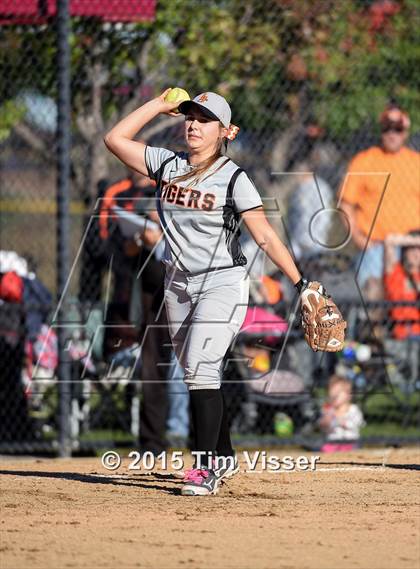 Thumbnail 1 in La Junta vs. Eaton (CHSAA 3A Quarterfinals) photogallery.