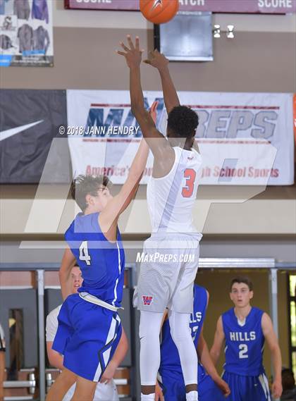 Thumbnail 2 in Westlake vs. Catalina Foothills (Rancho Mirage Holiday Invitational) photogallery.