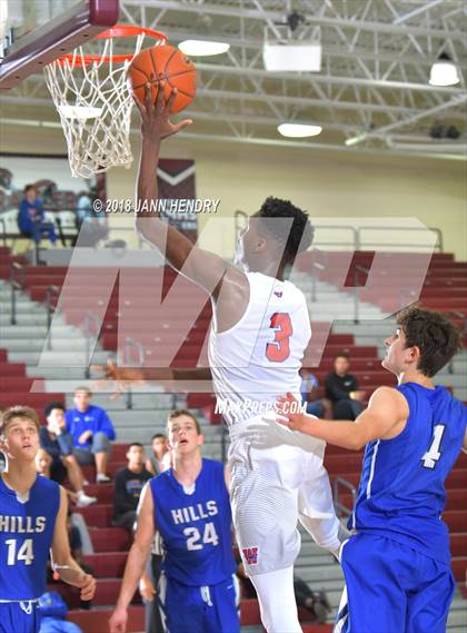 Thumbnail 2 in Westlake vs. Catalina Foothills (Rancho Mirage Holiday Invitational) photogallery.