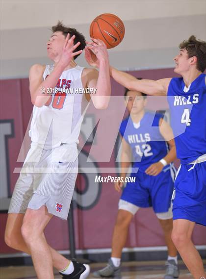 Thumbnail 2 in Westlake vs. Catalina Foothills (Rancho Mirage Holiday Invitational) photogallery.