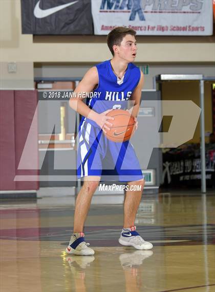 Thumbnail 1 in Westlake vs. Catalina Foothills (Rancho Mirage Holiday Invitational) photogallery.