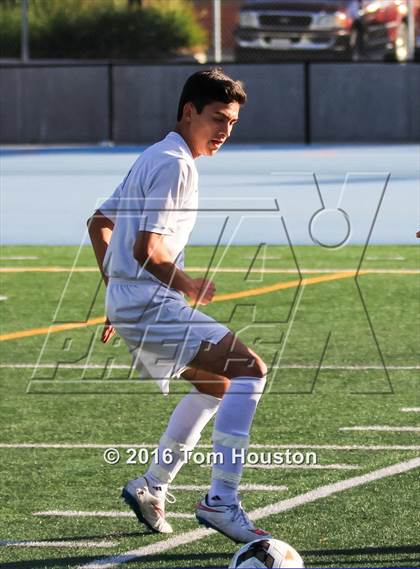 Thumbnail 2 in San Dimas vs Northview photogallery.