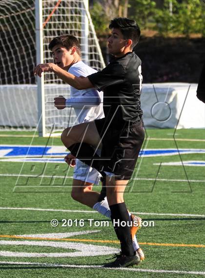 Thumbnail 2 in San Dimas vs Northview photogallery.