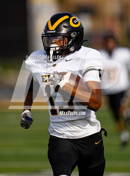 Thumbnail 3 in Wayne @ Centerville photogallery.