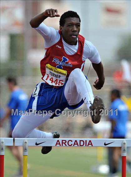 Thumbnail 1 in 44th Arcadia Invitational (Saturday Boys High Jump) photogallery.