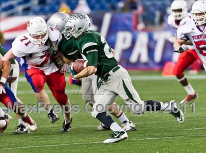Thumbnail 3 in Tewksbury Memorial vs. Duxbury (MIAA Division 2 East Final) photogallery.