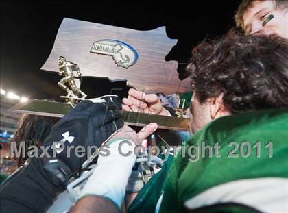 Thumbnail 2 in Tewksbury Memorial vs. Duxbury (MIAA Division 2 East Final) photogallery.