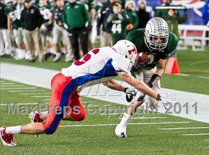 Thumbnail 3 in Tewksbury Memorial vs. Duxbury (MIAA Division 2 East Final) photogallery.