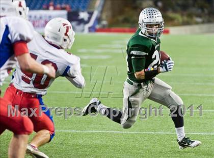 Thumbnail 2 in Tewksbury Memorial vs. Duxbury (MIAA Division 2 East Final) photogallery.