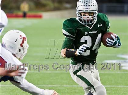 Thumbnail 3 in Tewksbury Memorial vs. Duxbury (MIAA Division 2 East Final) photogallery.
