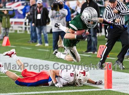Thumbnail 3 in Tewksbury Memorial vs. Duxbury (MIAA Division 2 East Final) photogallery.
