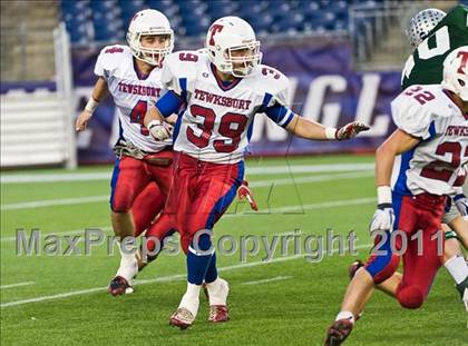 Thumbnail 3 in Tewksbury Memorial vs. Duxbury (MIAA Division 2 East Final) photogallery.