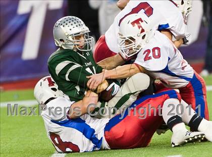 Thumbnail 2 in Tewksbury Memorial vs. Duxbury (MIAA Division 2 East Final) photogallery.