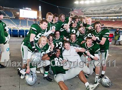 Thumbnail 3 in Tewksbury Memorial vs. Duxbury (MIAA Division 2 East Final) photogallery.