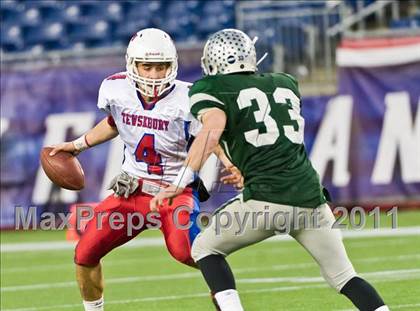 Thumbnail 1 in Tewksbury Memorial vs. Duxbury (MIAA Division 2 East Final) photogallery.