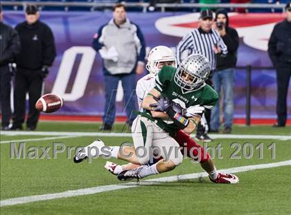 Thumbnail 2 in Tewksbury Memorial vs. Duxbury (MIAA Division 2 East Final) photogallery.