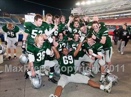 Thumbnail 2 in Tewksbury Memorial vs. Duxbury (MIAA Division 2 East Final) photogallery.