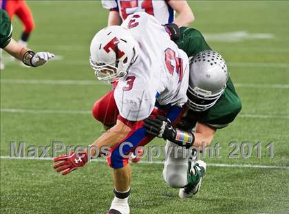 Thumbnail 3 in Tewksbury Memorial vs. Duxbury (MIAA Division 2 East Final) photogallery.