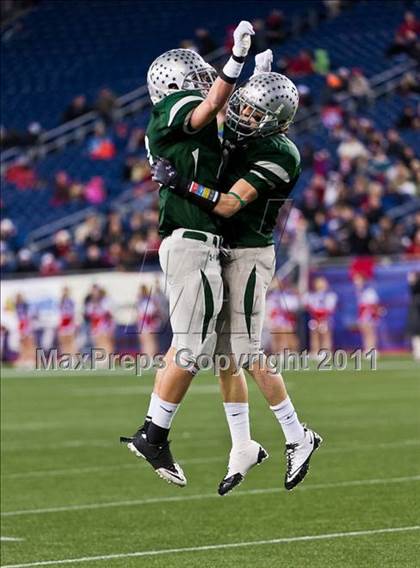 Thumbnail 2 in Tewksbury Memorial vs. Duxbury (MIAA Division 2 East Final) photogallery.