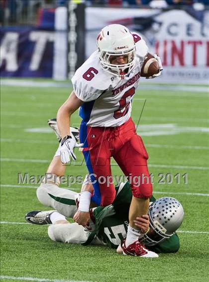 Thumbnail 1 in Tewksbury Memorial vs. Duxbury (MIAA Division 2 East Final) photogallery.