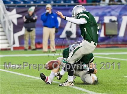 Thumbnail 1 in Tewksbury Memorial vs. Duxbury (MIAA Division 2 East Final) photogallery.