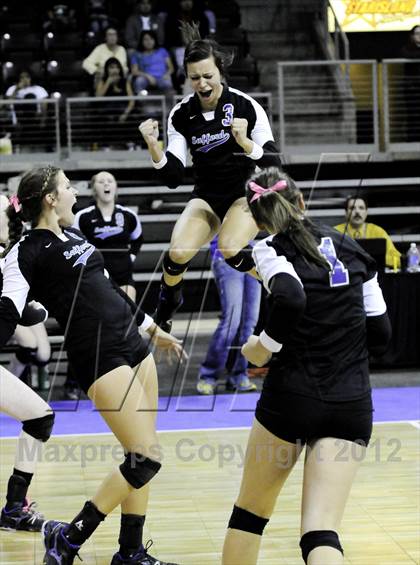Thumbnail 1 in Safford vs Tuba City (AIA D3 Final) photogallery.