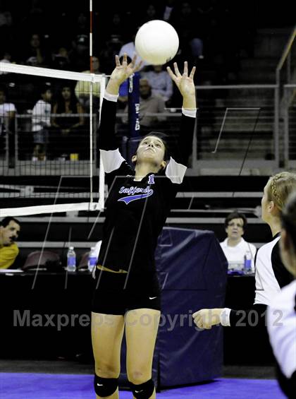 Thumbnail 2 in Safford vs Tuba City (AIA D3 Final) photogallery.