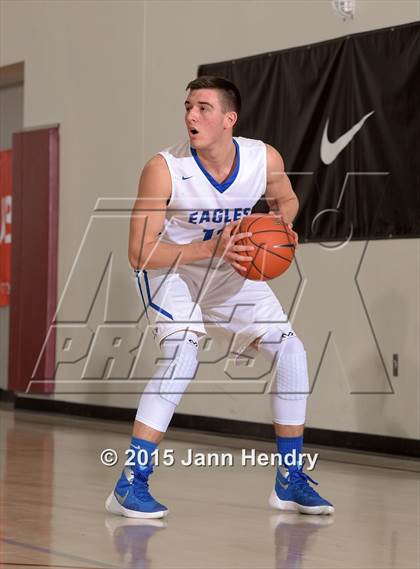 Thumbnail 2 in Folsom @ Santa Margarita (MaxPreps Holiday Classic) photogallery.