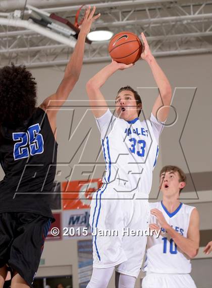 Thumbnail 2 in Folsom @ Santa Margarita (MaxPreps Holiday Classic) photogallery.