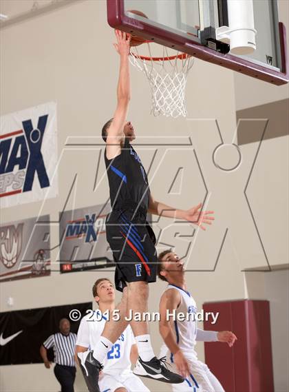 Thumbnail 1 in Folsom @ Santa Margarita (MaxPreps Holiday Classic) photogallery.