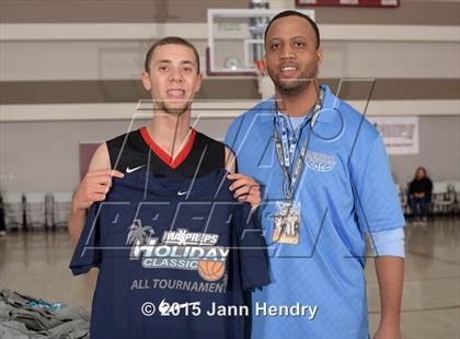 Thumbnail 3 in Folsom @ Santa Margarita (MaxPreps Holiday Classic) photogallery.