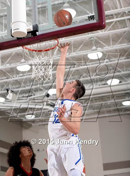 Thumbnail 1 in Folsom @ Santa Margarita (MaxPreps Holiday Classic) photogallery.