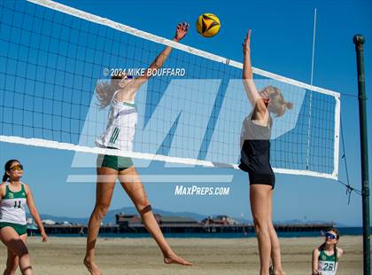 Thumbnail 3 in Buena @ Santa Barbara photogallery.