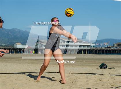 Thumbnail 3 in Buena @ Santa Barbara photogallery.