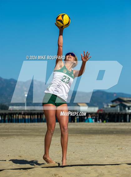 Thumbnail 2 in Buena @ Santa Barbara photogallery.