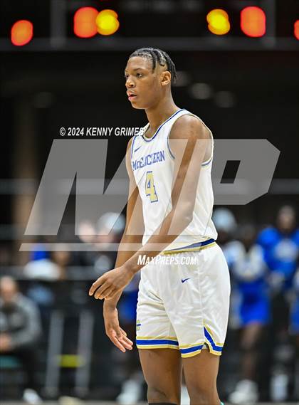 Thumbnail 1 in Grayson vs. McEachern (GHSA 7A Championship) photogallery.