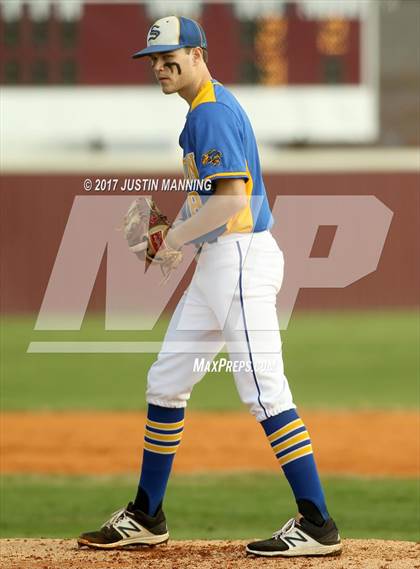 Thumbnail 3 in Sheridan vs. Central photogallery.