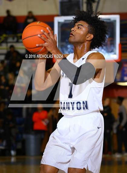 Thumbnail 3 in Centennial vs. Sierra Canyon (Tarkanian Classic) photogallery.