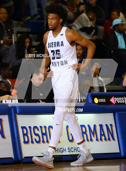 Thumbnail 2 in Centennial vs. Sierra Canyon (Tarkanian Classic) photogallery.