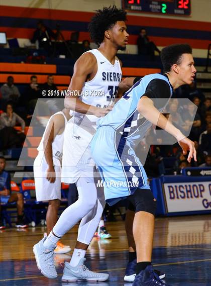 Thumbnail 1 in Centennial vs. Sierra Canyon (Tarkanian Classic) photogallery.