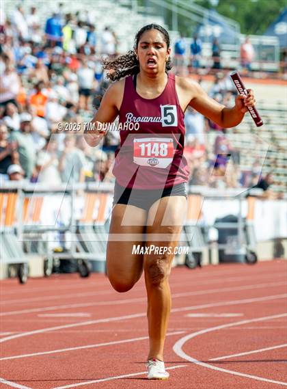 Thumbnail 2 in UIL 4A Girls Track & Field Finals photogallery.