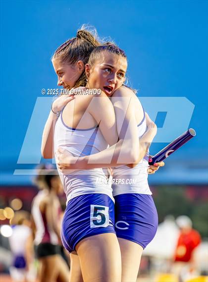 Thumbnail 1 in UIL 4A Girls Track & Field Finals photogallery.