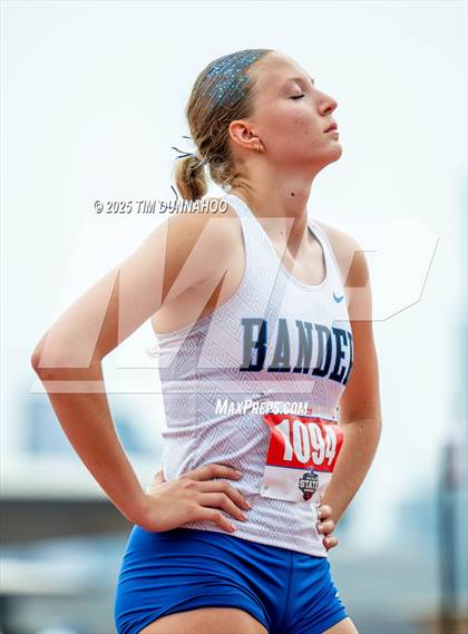 Thumbnail 2 in UIL 4A Girls Track & Field Finals photogallery.