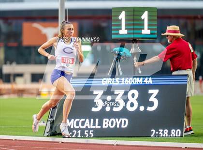 Thumbnail 1 in UIL 4A Girls Track & Field Finals photogallery.